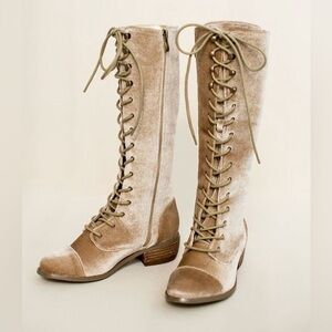 Used. Size Y1 (little girl 1) Joyfolie Velvet “Irelyn” Lace Up Boots - Taupe